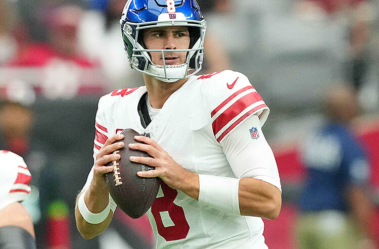 Giants vs 49ers Odds, Picks, and TNF Predictions: Injuries Loom Large For G-Men