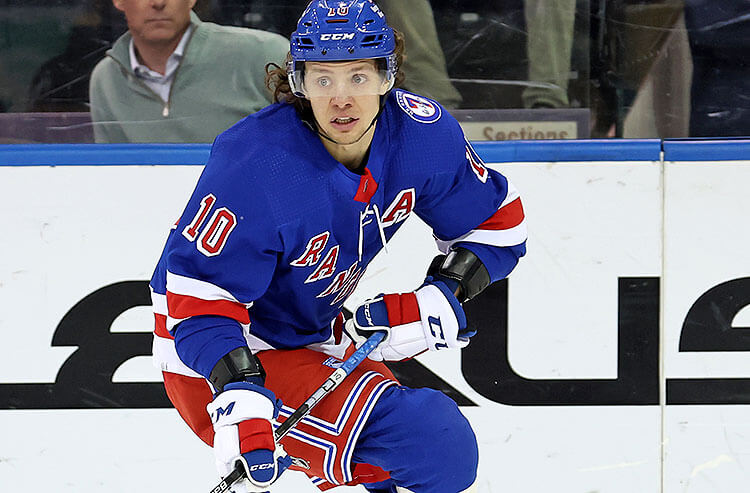 Hurricanes vs Rangers Picks and Predictions: New York Keeps Division Title Hopes Alive