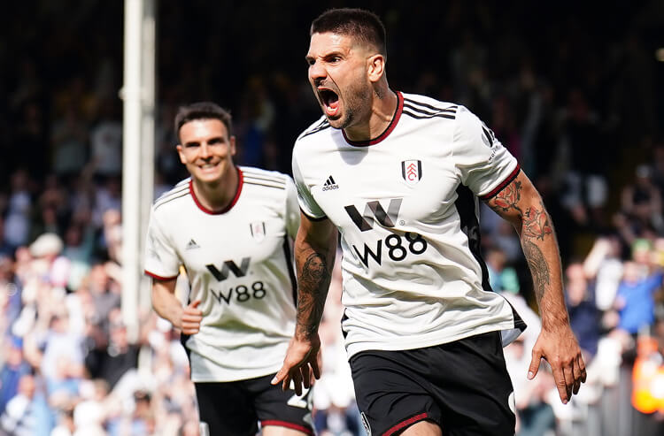 How To Bet - Manchester United vs Fulham Picks and Predictions: Mitrovic Makes His Mark
