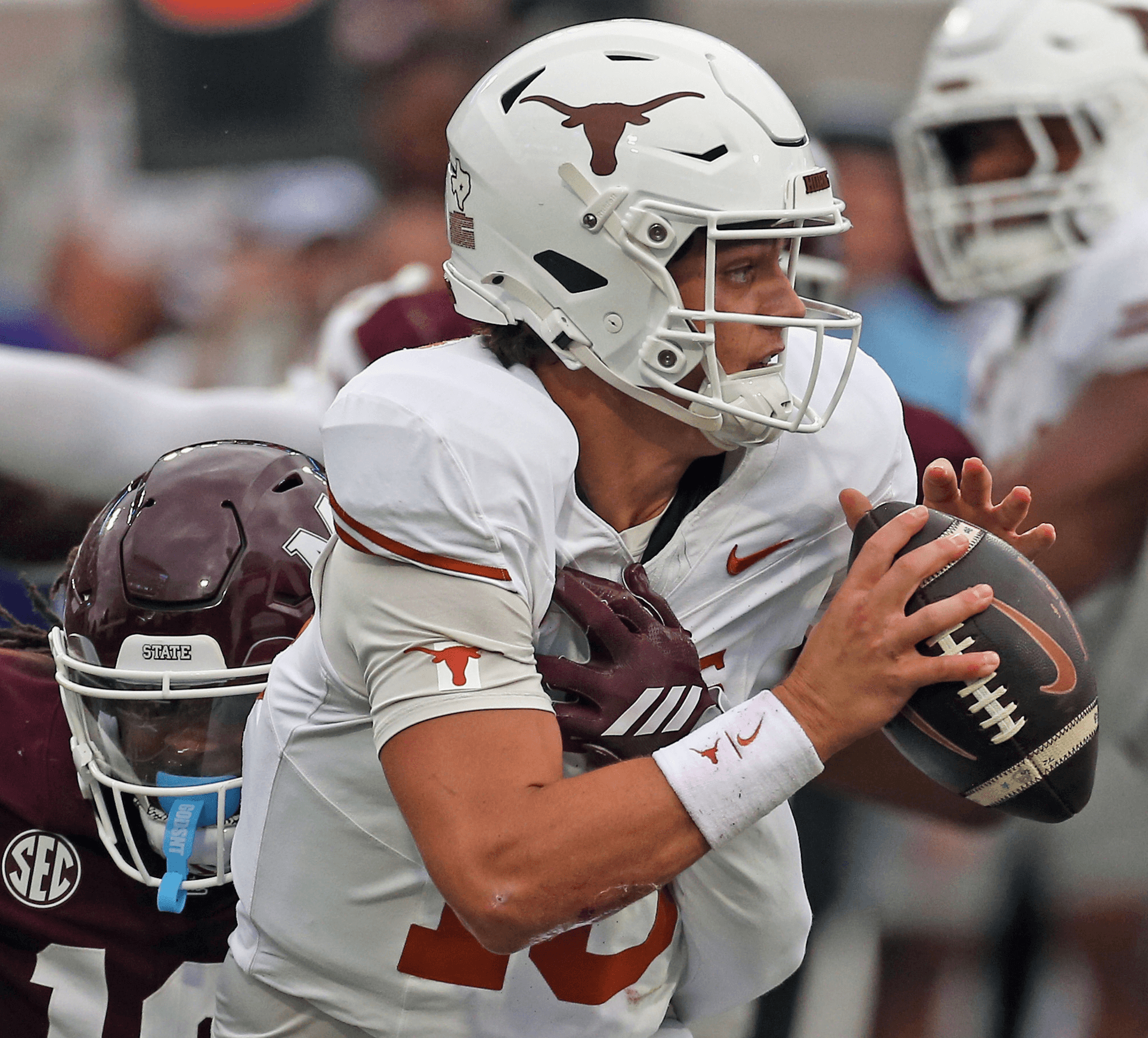 Texas vs Georgia Prediction, Picks & Odds for November 15 — College Football Week 12