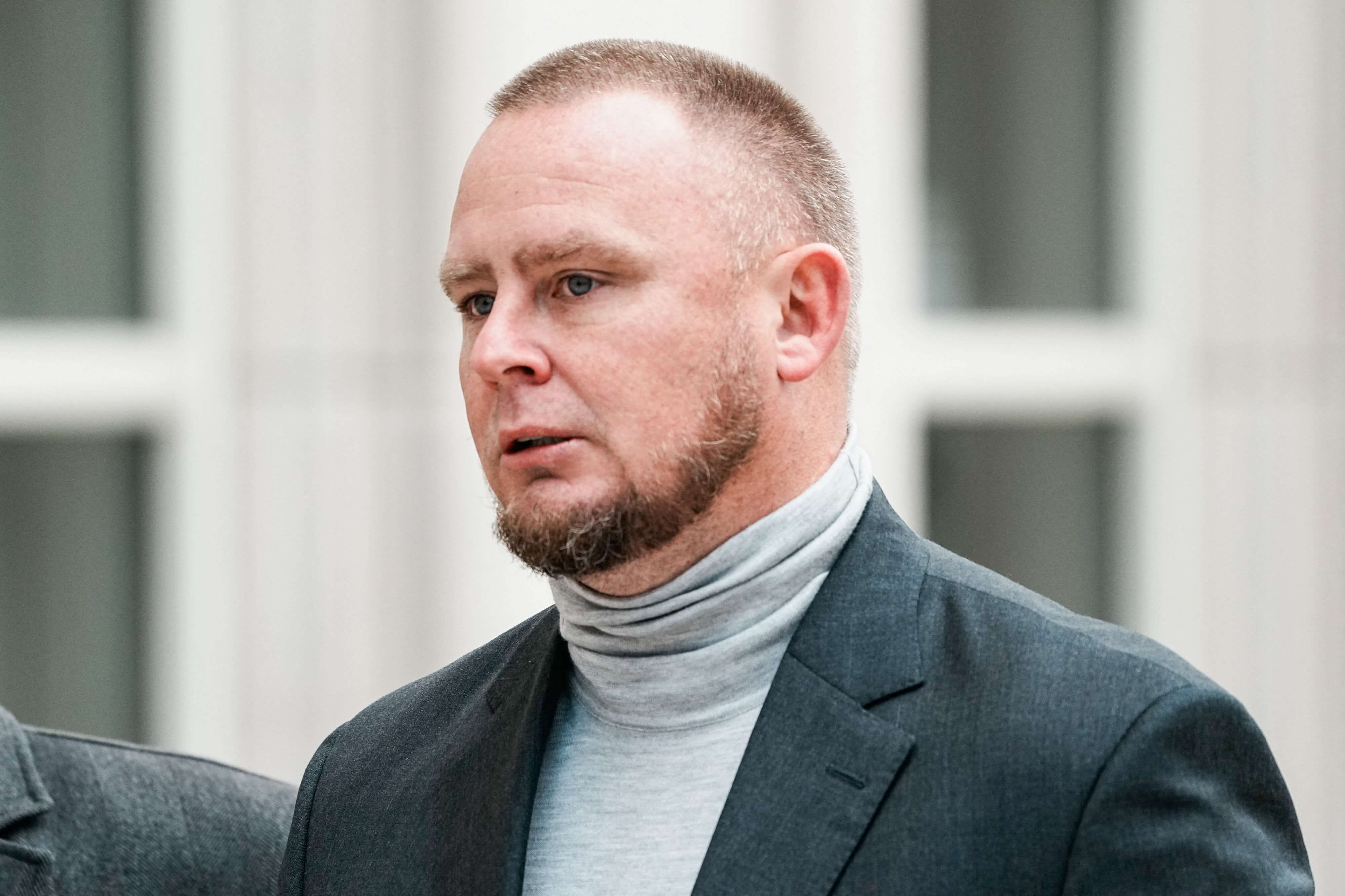 How To Bet - 'Fixer' Shane Hennen Pleads Guilty in Basketball Betting Cases