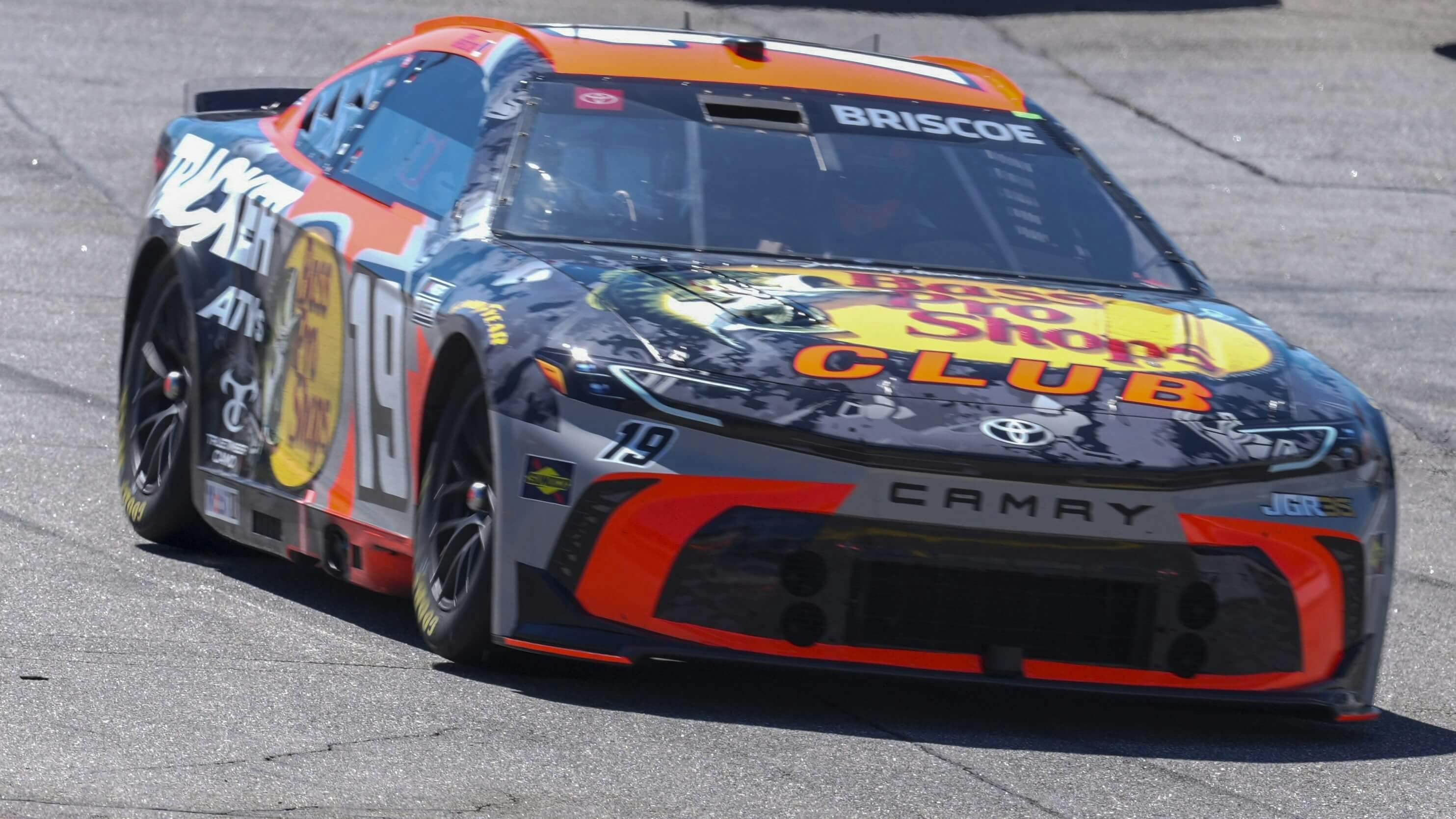 NASCAR Food City 500 Sleeper Picks and Predictions — Bristol Motor Speedway