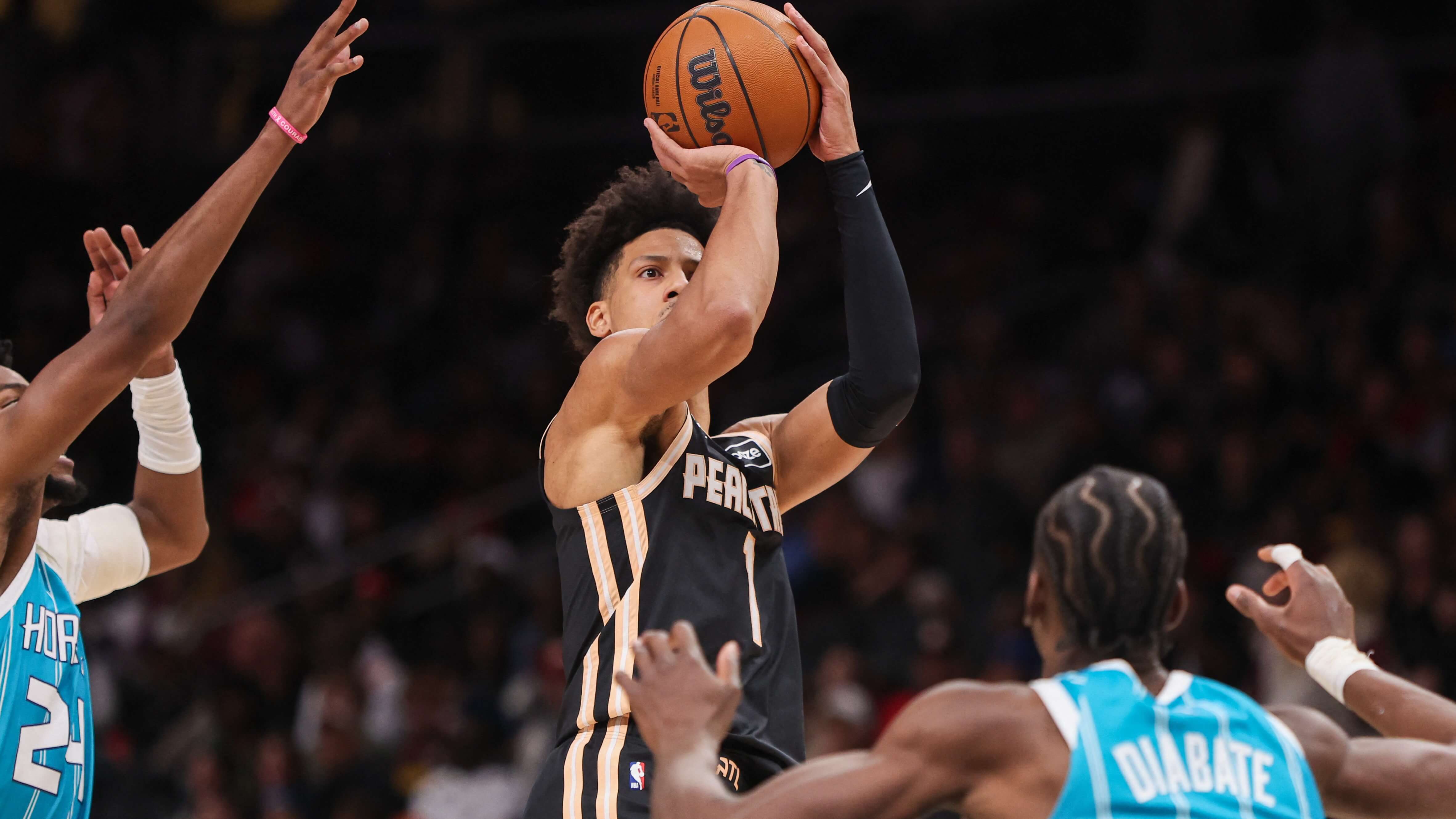 Heat vs Hawks Prediction, Picks & Odds for Tonight’s NBA Game