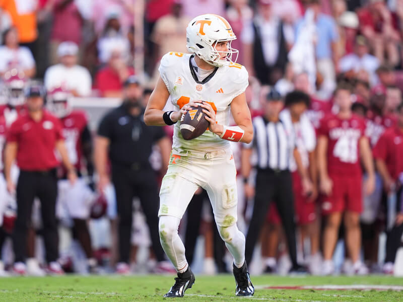 How To Bet - Alabama vs Tennessee Prediction, Picks & Odds: College Football Week 7