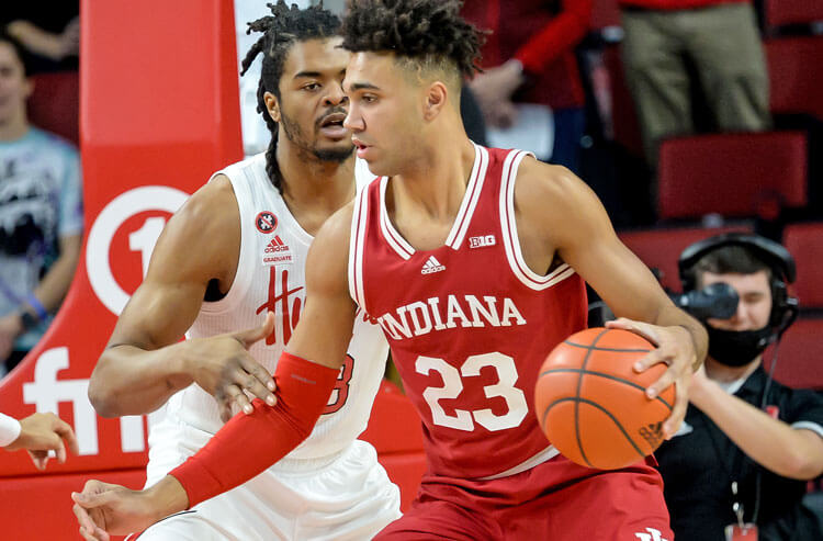 Michigan vs Indiana Picks and Predictions: Back Hoosiers Against Claw-less Wolverines
