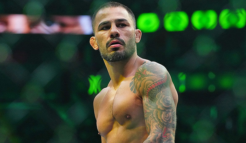 How To Bet - UFC 323 Predictions, Picks & Best Bets for Tonight's Main Card