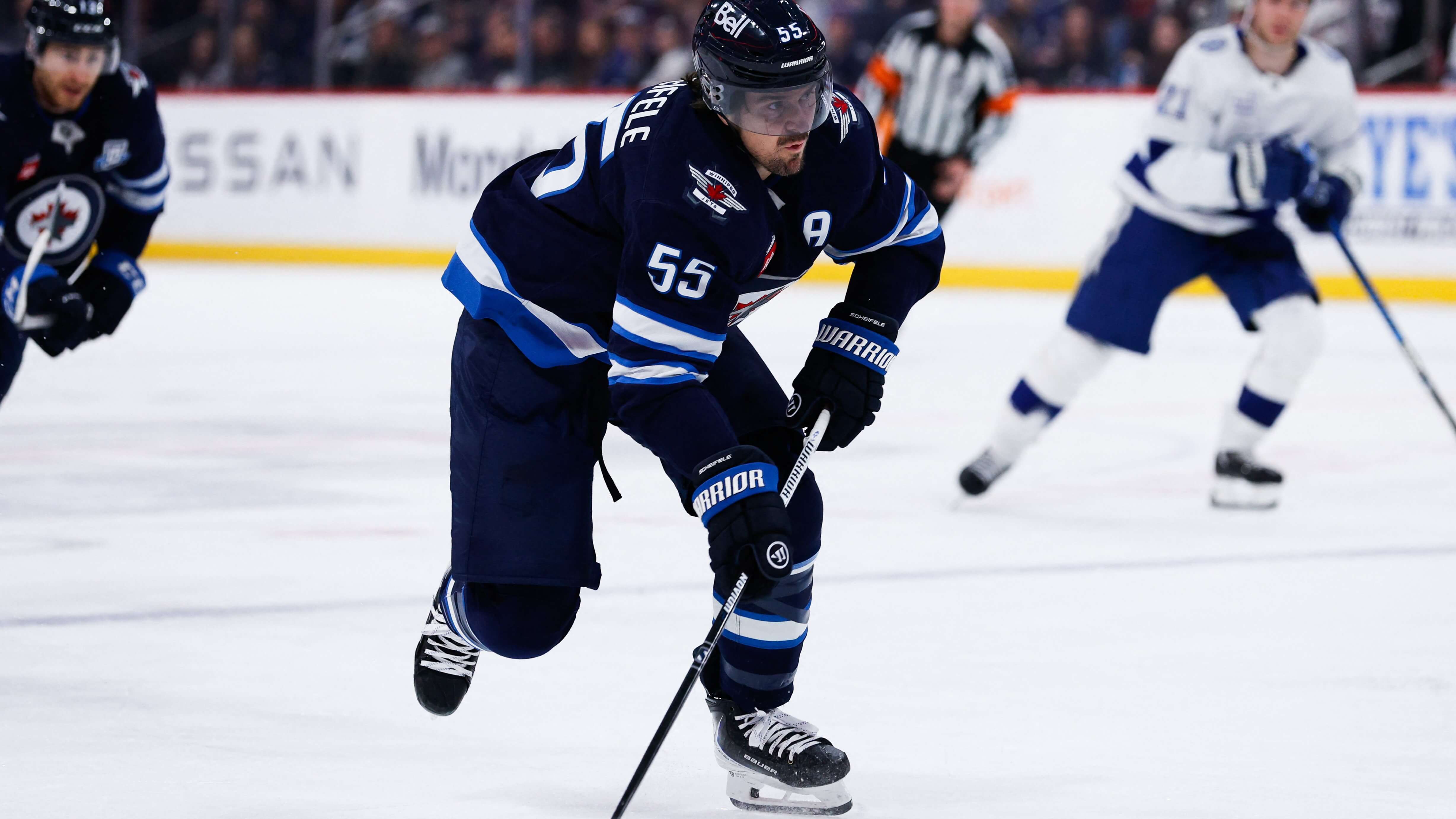 Avalanche vs Jets Prediction, Picks & Odds for Today’s NHL Game