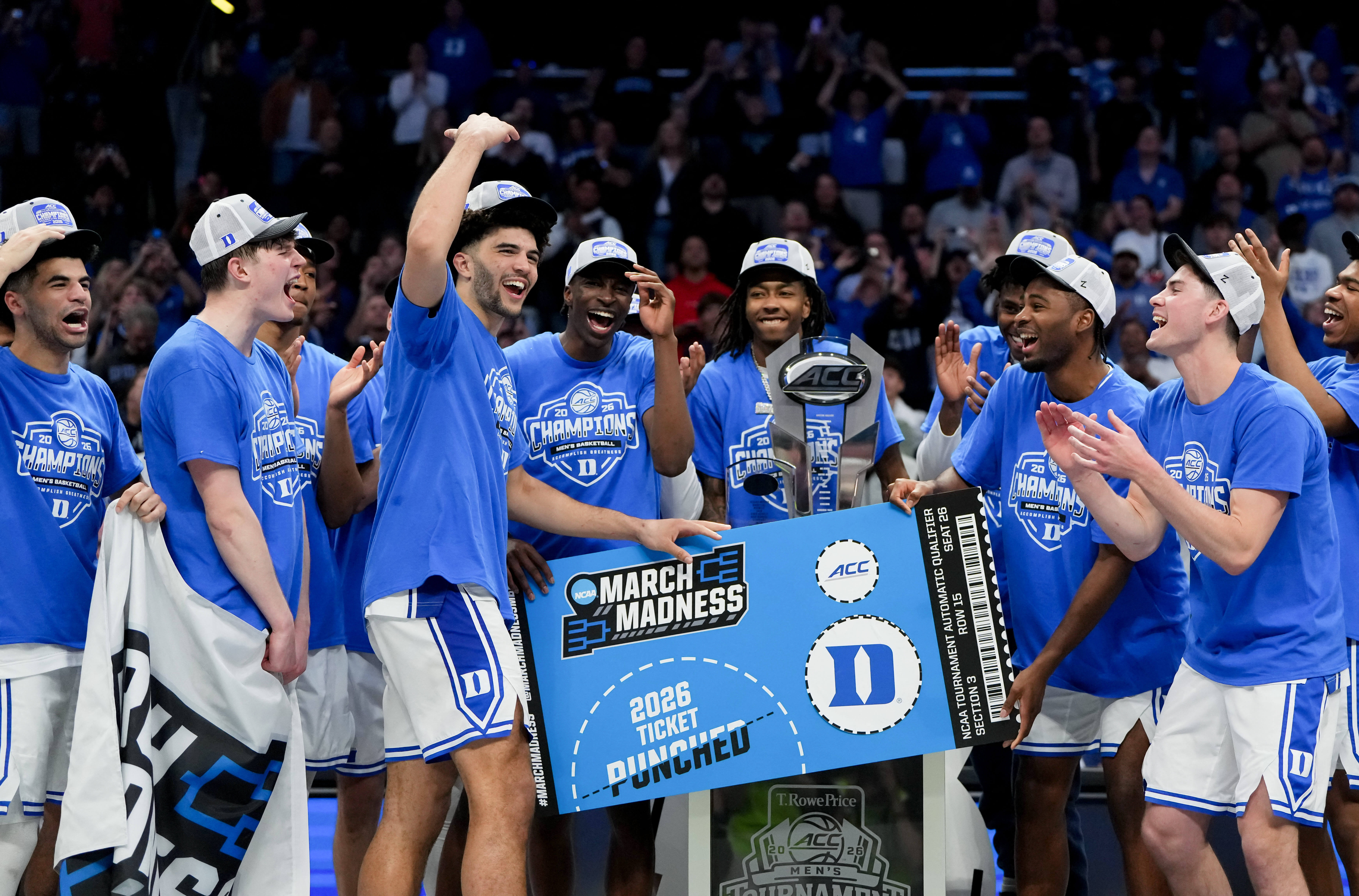 How To Bet - Prediction Users Favor Duke, Michigan to Win March Madness