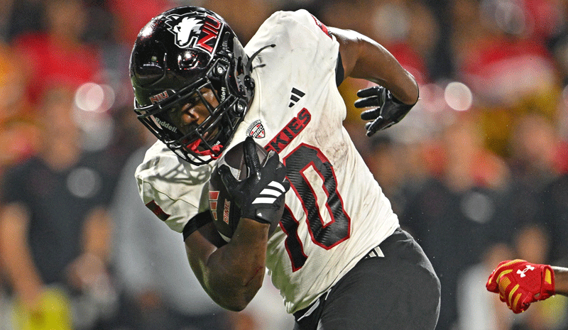 NIU vs UMass Prediction, Picks & Odds for November 12 — College Football Week 12