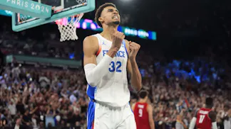 How To Bet - France vs USA Odds, Picks & Predictions: Olympic Men’s Basketball Gold Medal Game