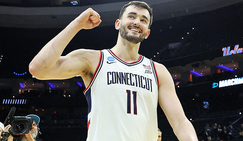 Duke vs UConn Prediction, Picks & Odds for Today's March Madness Game