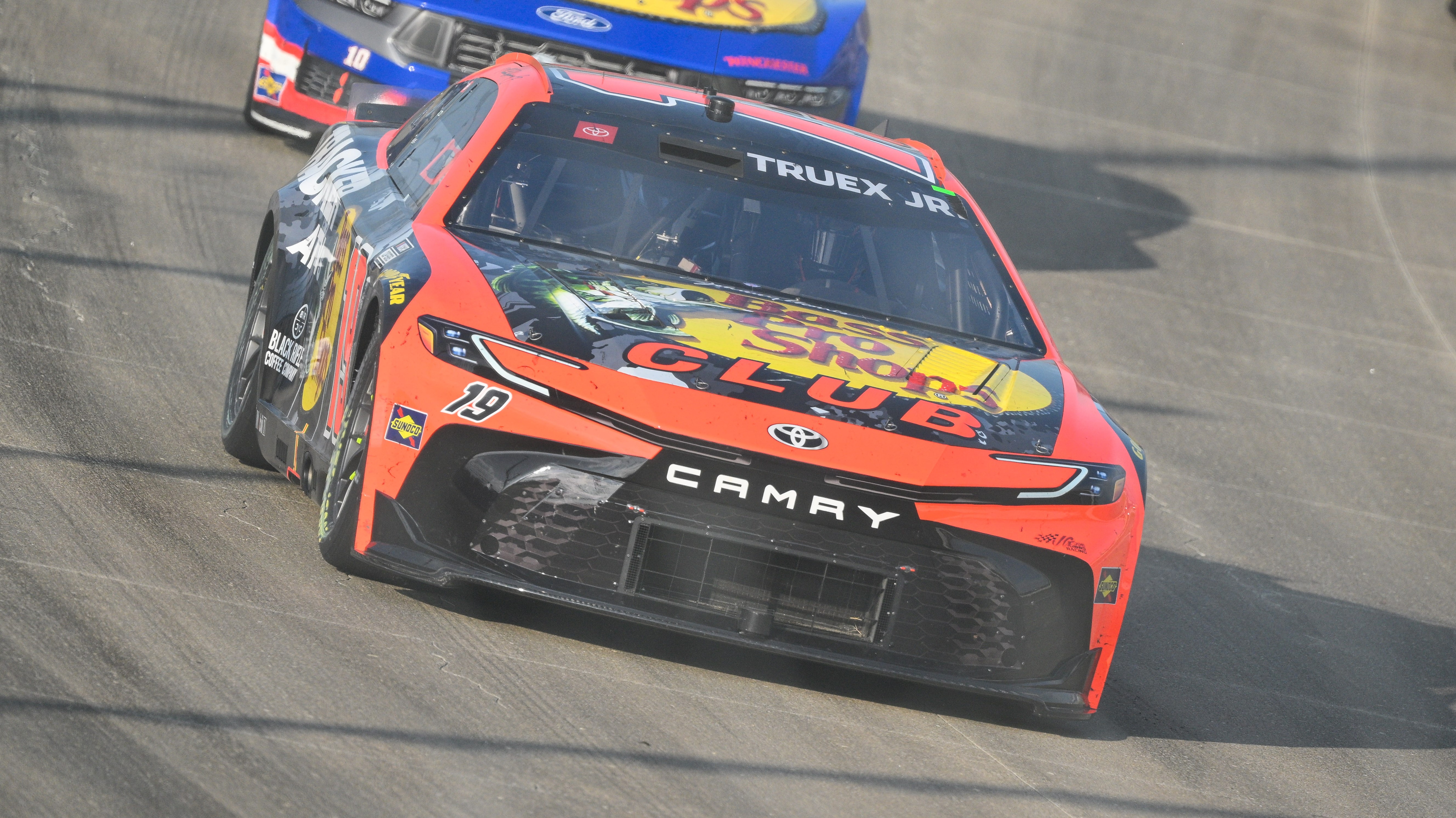 How To Bet - Cook Out 400: Richmond Picks, Betting Odds & Race Preview