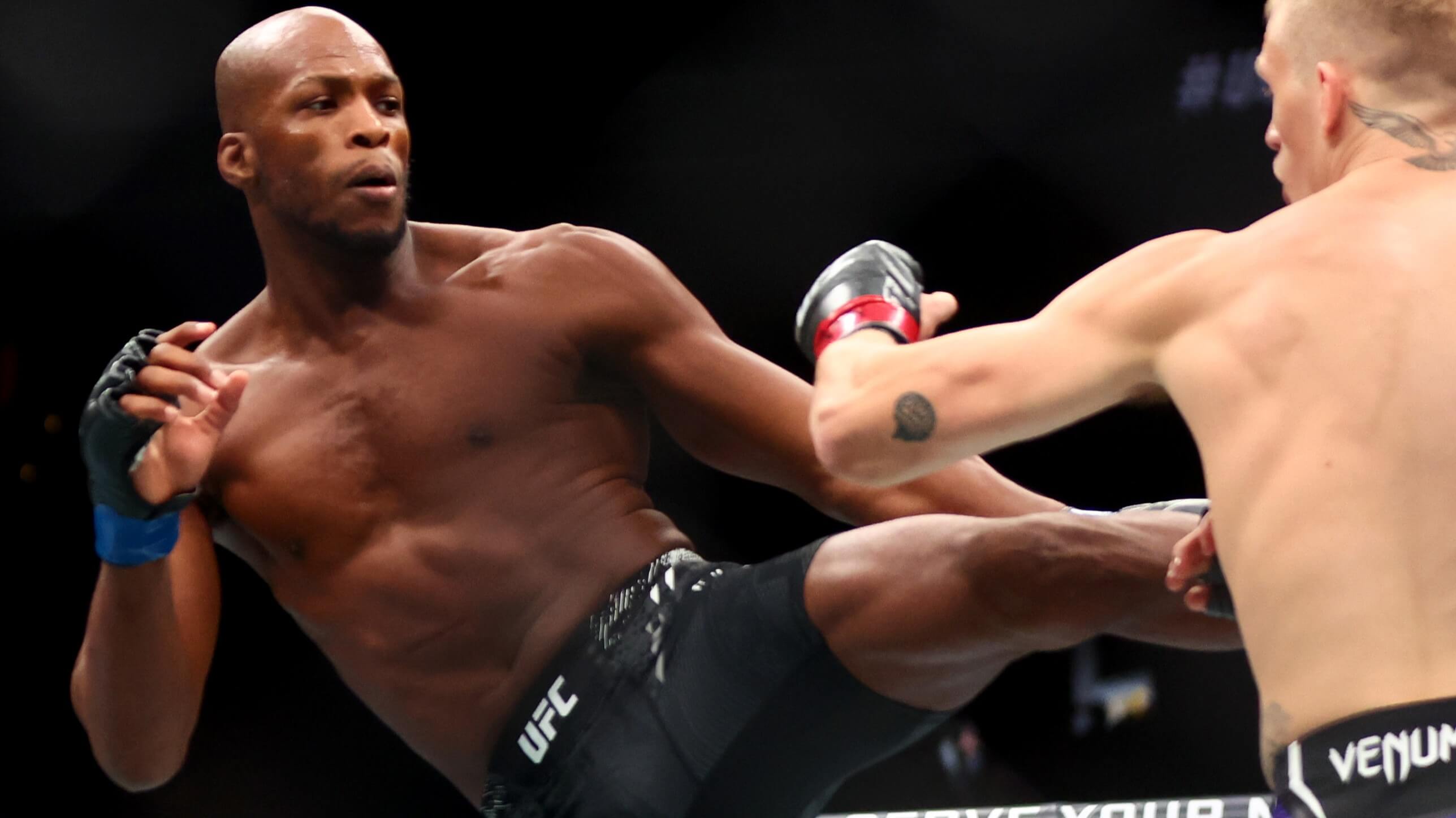 How To Bet - UFC Fight Night Shara Magomedov vs Michael Page Predictions, Picks & Odds