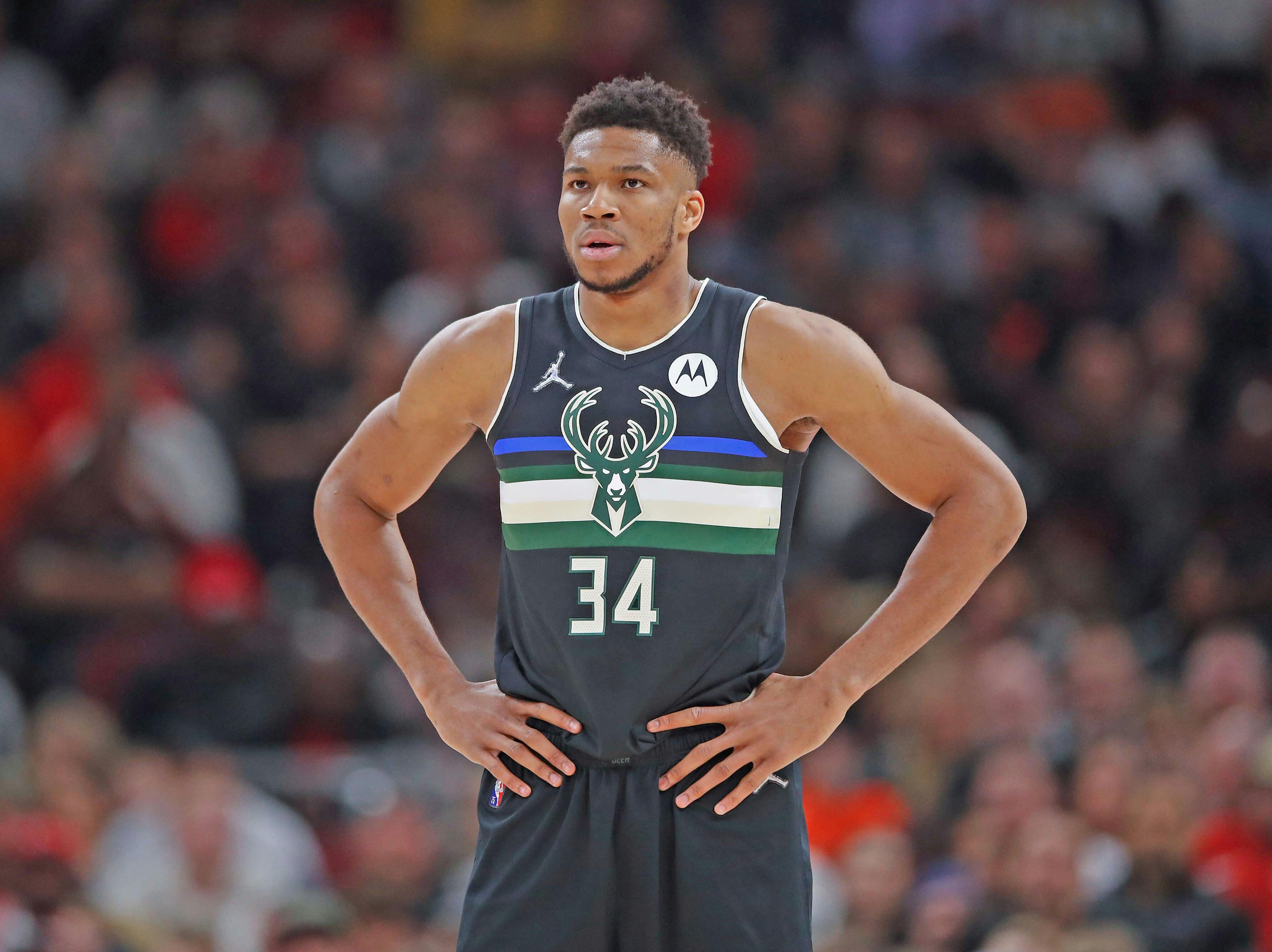 Giannis Antetokounmpo Milwaukee Bucks MLB