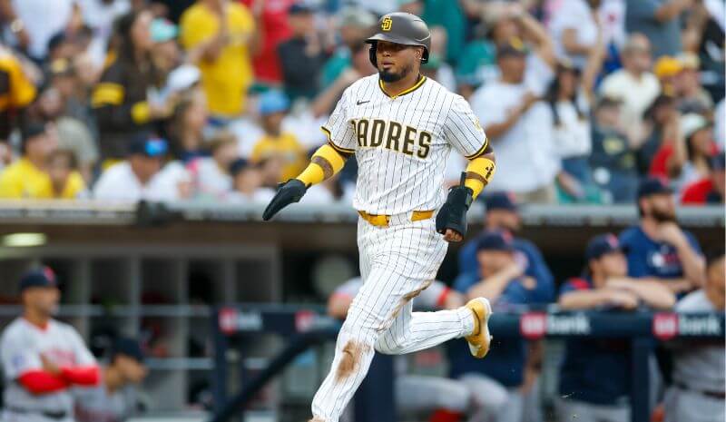 Padres vs Giants Prediction, Picks & Odds — Monday, August 11