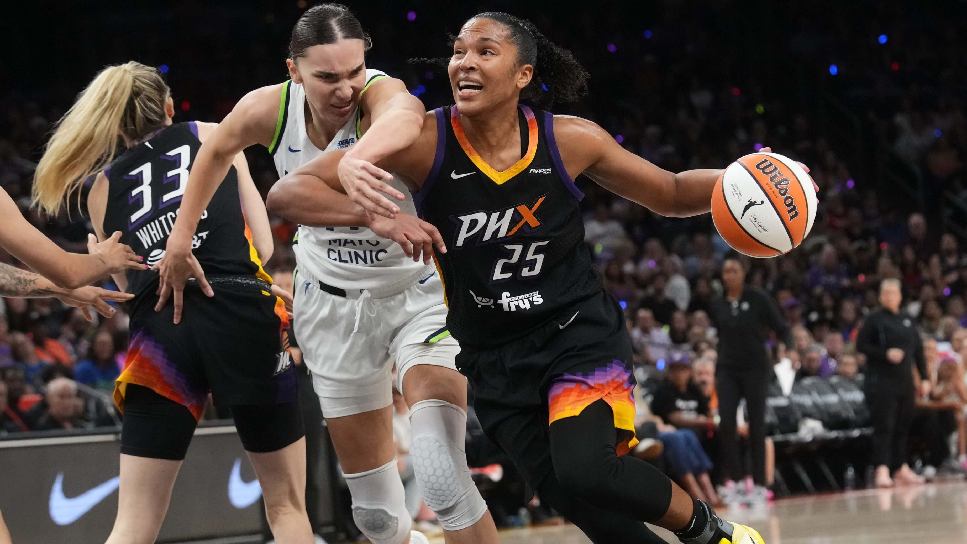 Mercury vs Aces Predictions, Picks & Odds for Friday's WNBA Finals Game 1