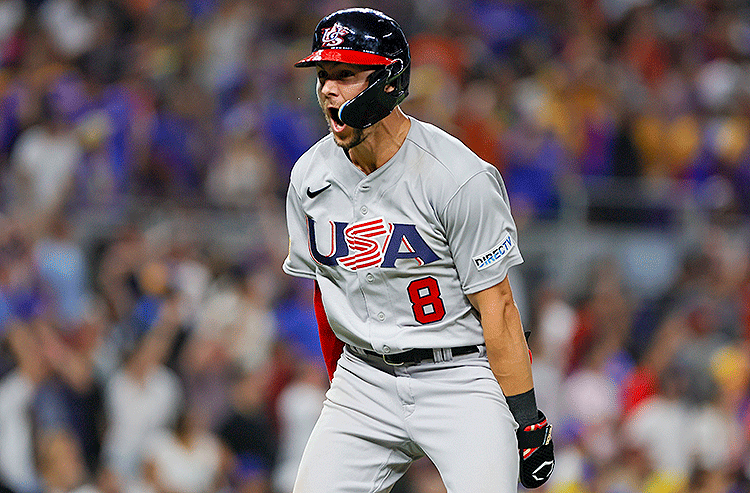 Yoan Moncada working on conditioning in Cuba