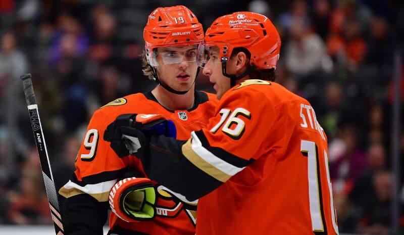 NHL Player Props and Best Bets Today for 11-19: Ducks Fly Together