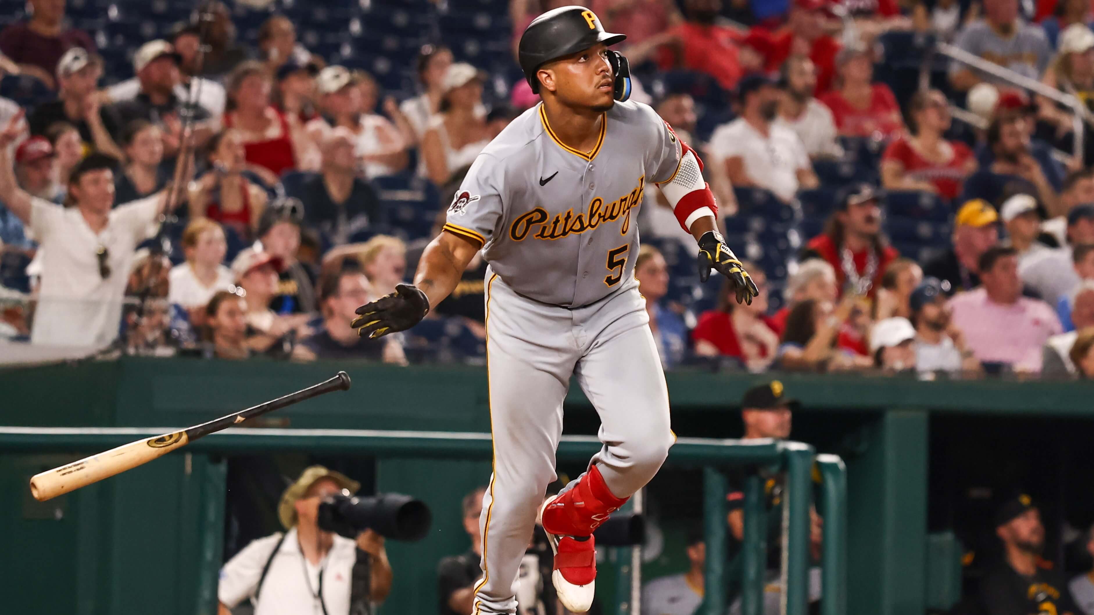 Esmerlyn Valdez Pittsburgh Pirates MLB