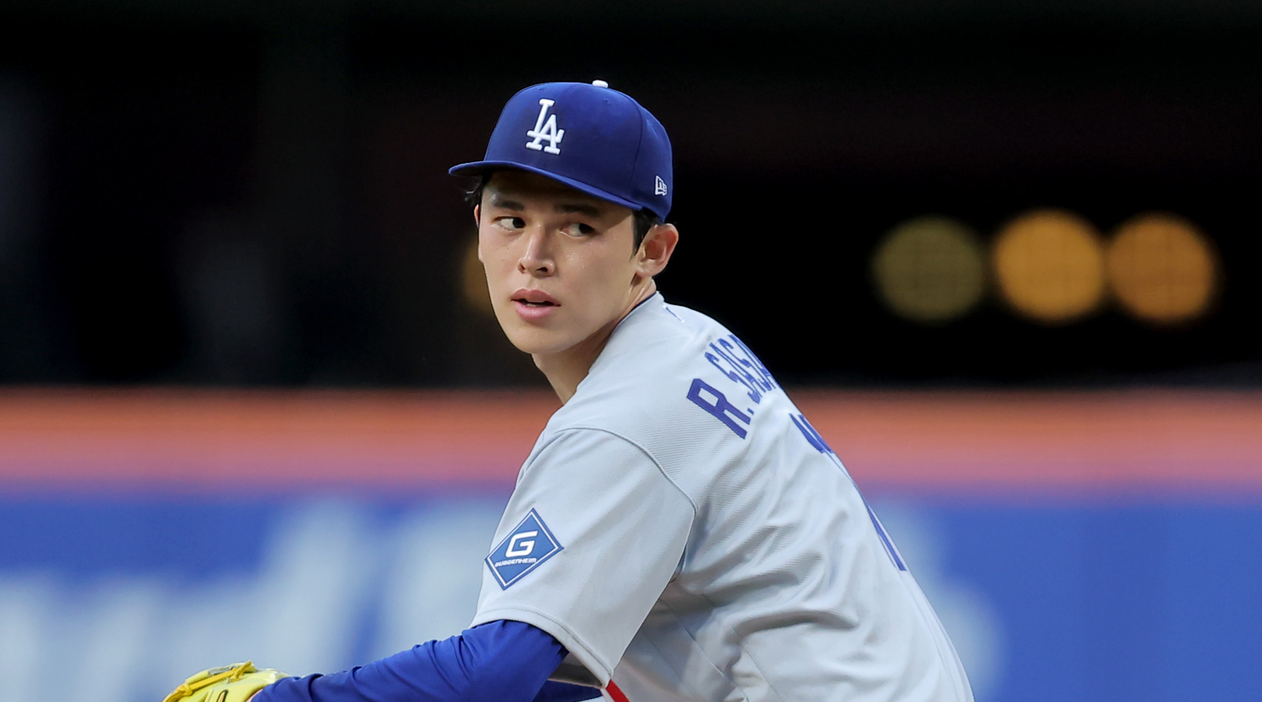 How To Bet - Dodgers vs Diamondbacks Prediction, Picks & Odds for Today's MLB Game