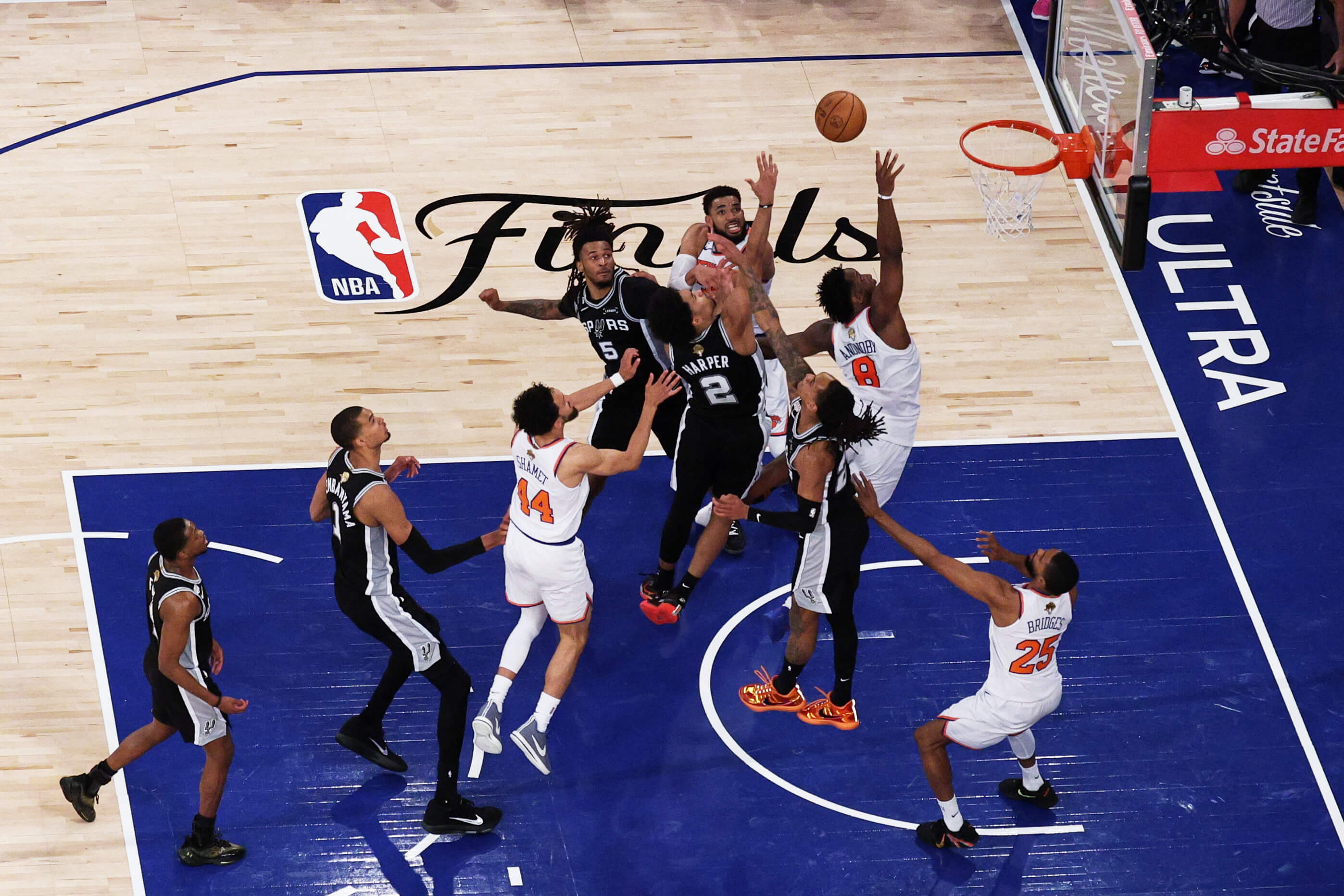How To Bet - Bettors Win Big During Knicks' Historic Game 4 Comeback