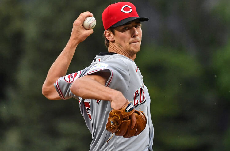 Reds vs Cubs Predictions, Picks, Odds: Williamson Flashes More Strikeout Stuff