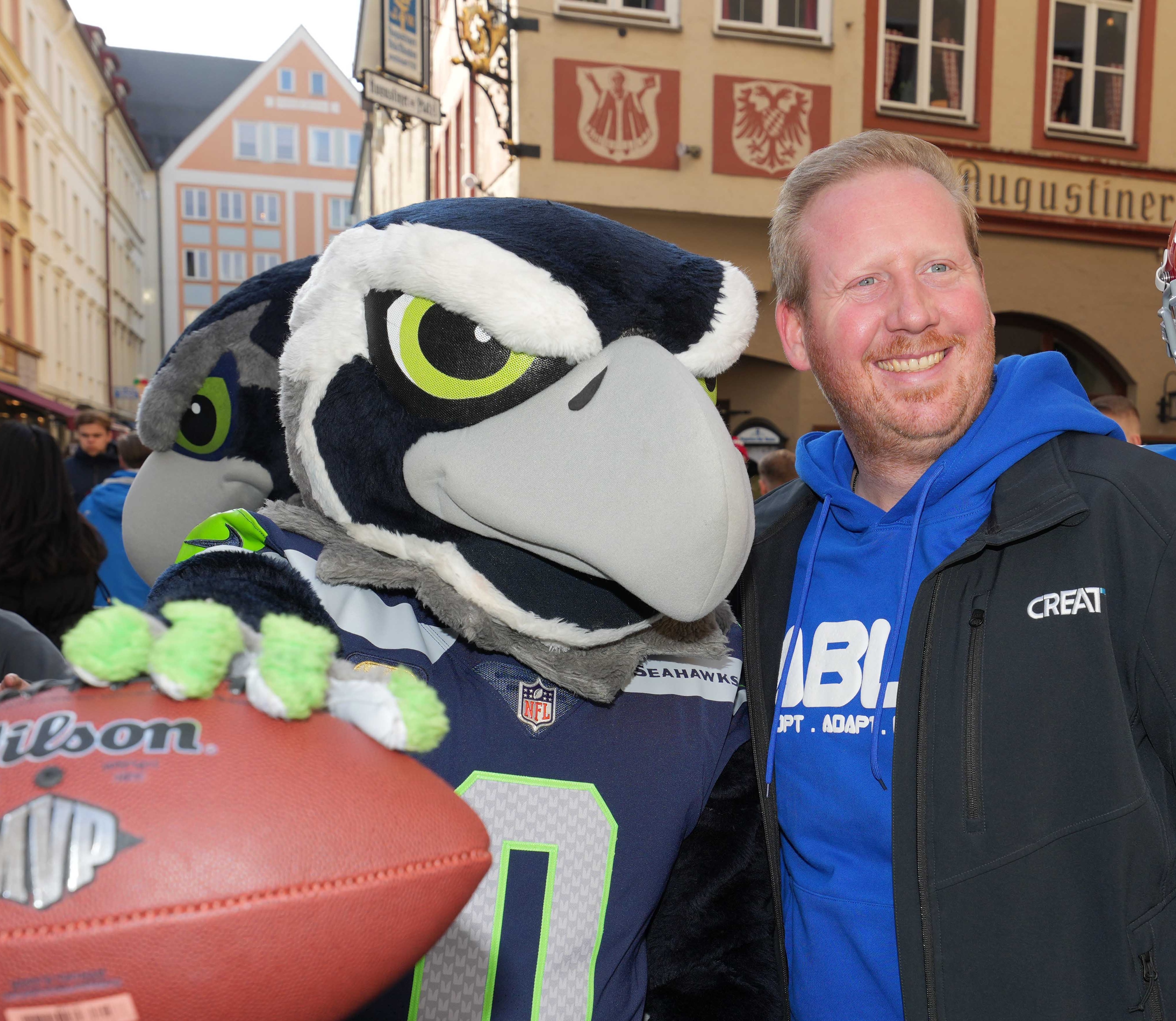 How To Bet - The Best Super Bowl Party in Seattle: Emerald City Eats, Sourdough Crusts and High-Flying Hawks