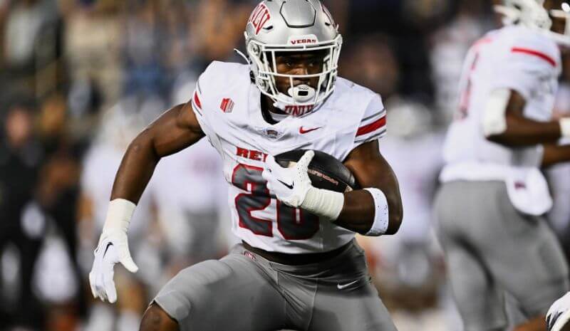 Boise State vs UNLV NCAAF Picks, Predictions, and Best Bets: James, Jeanty Run Wild