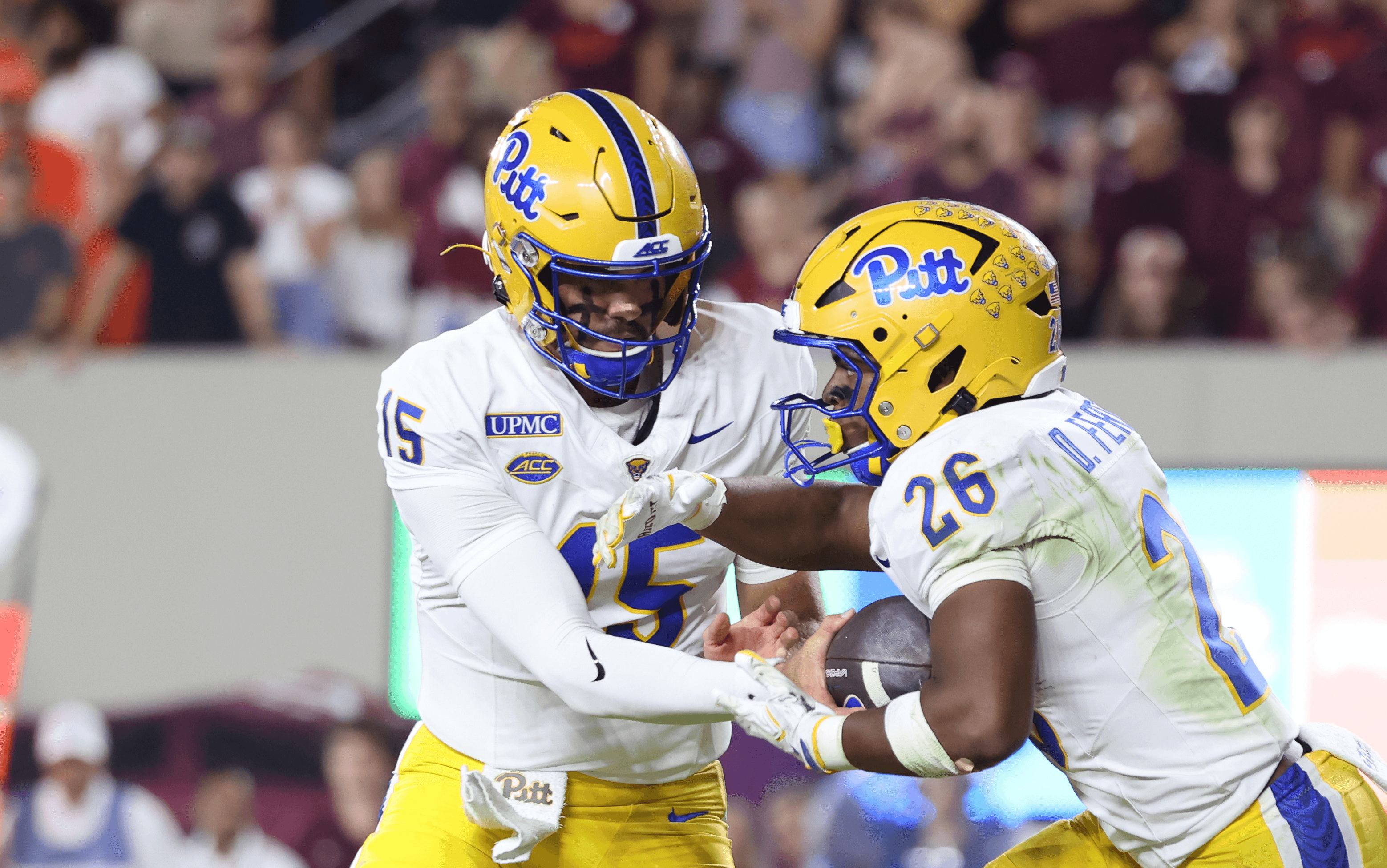 North Carolina vs Pitt Prediction, Picks & Odds: College Football Week 6