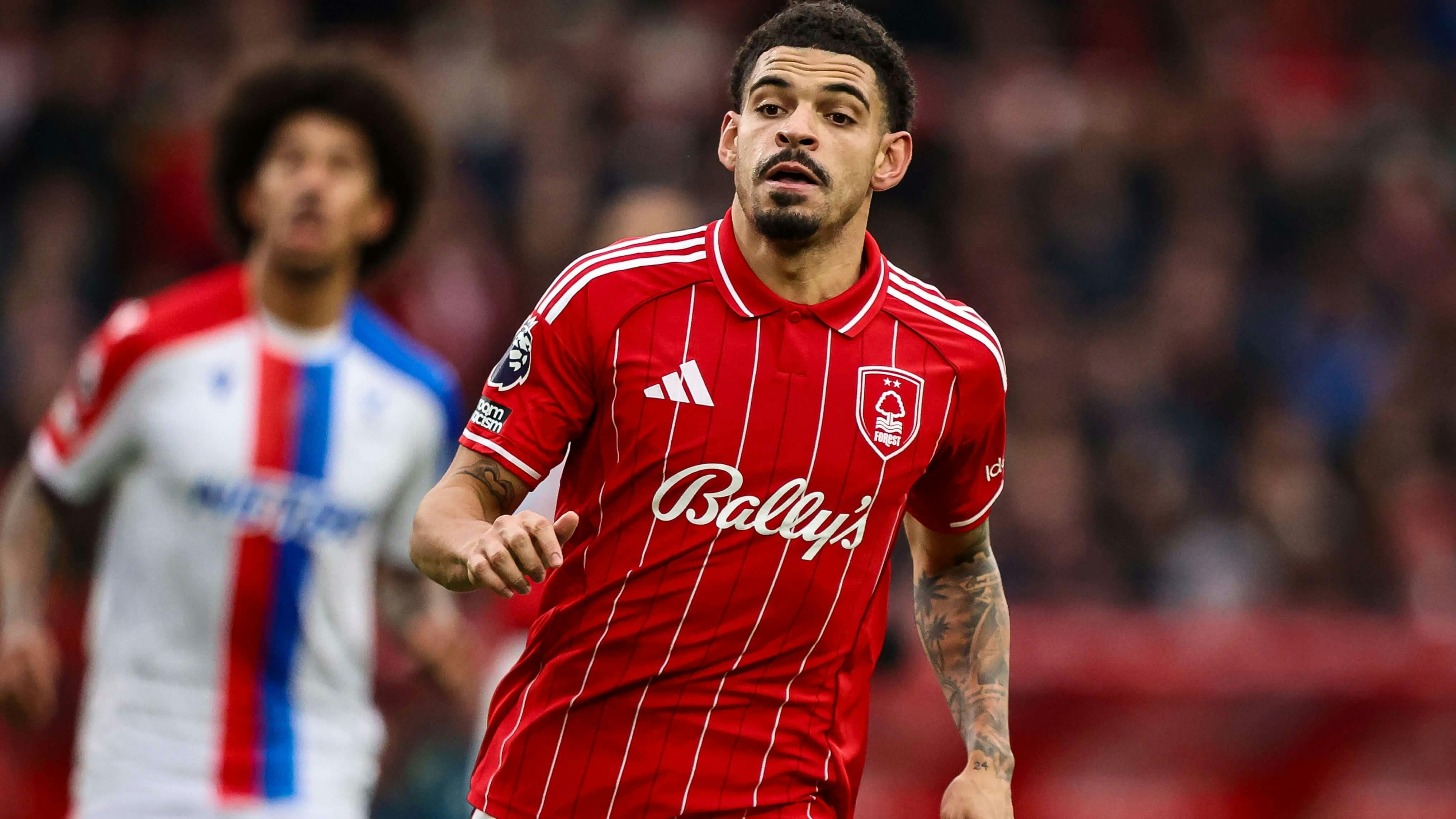 Leeds vs Nottingham Forest Predictions, Picks & Odds for Today's Premier League Match