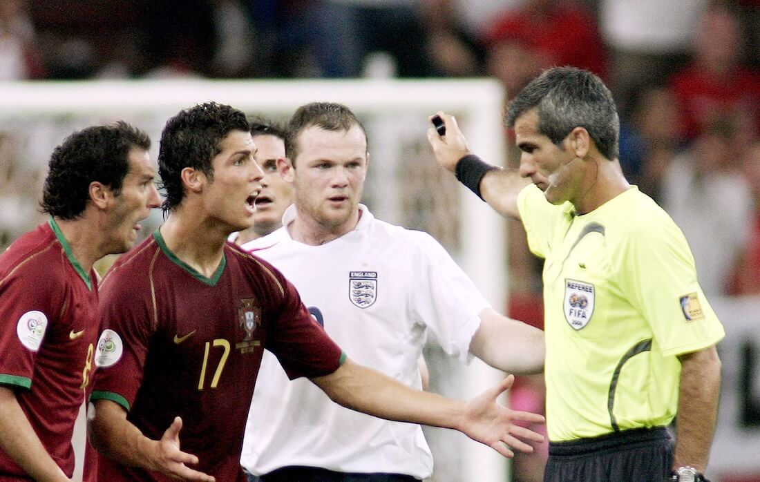 How To Bet - Exclusive: Body Language Expert Breaks Down 3 Iconic World Cup Red Cards