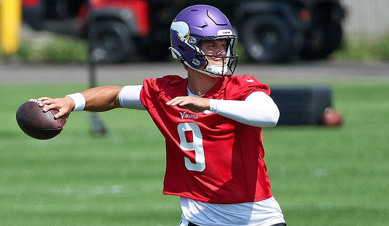 Texans vs Vikings Prediction, Picks & Odds for This Week’s NFL Preseason Game