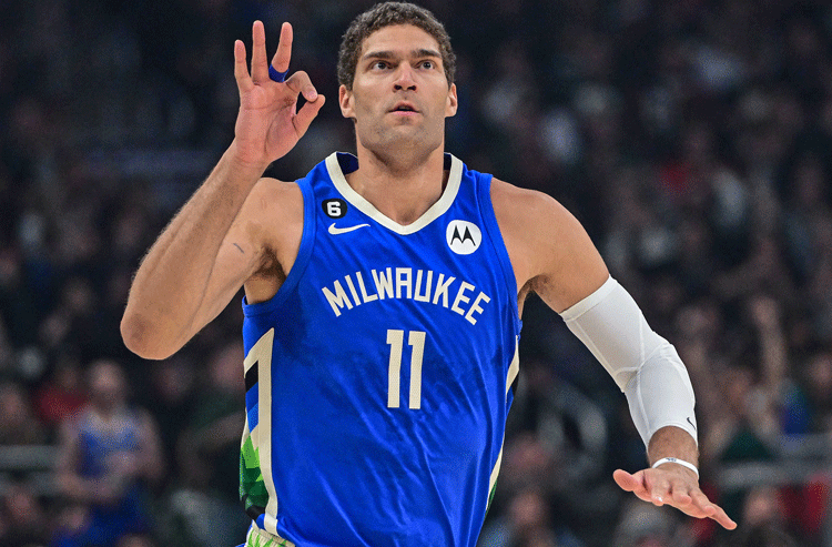 Milwaukee Bucks: Brook Lopez in a Slump from 3 this Season