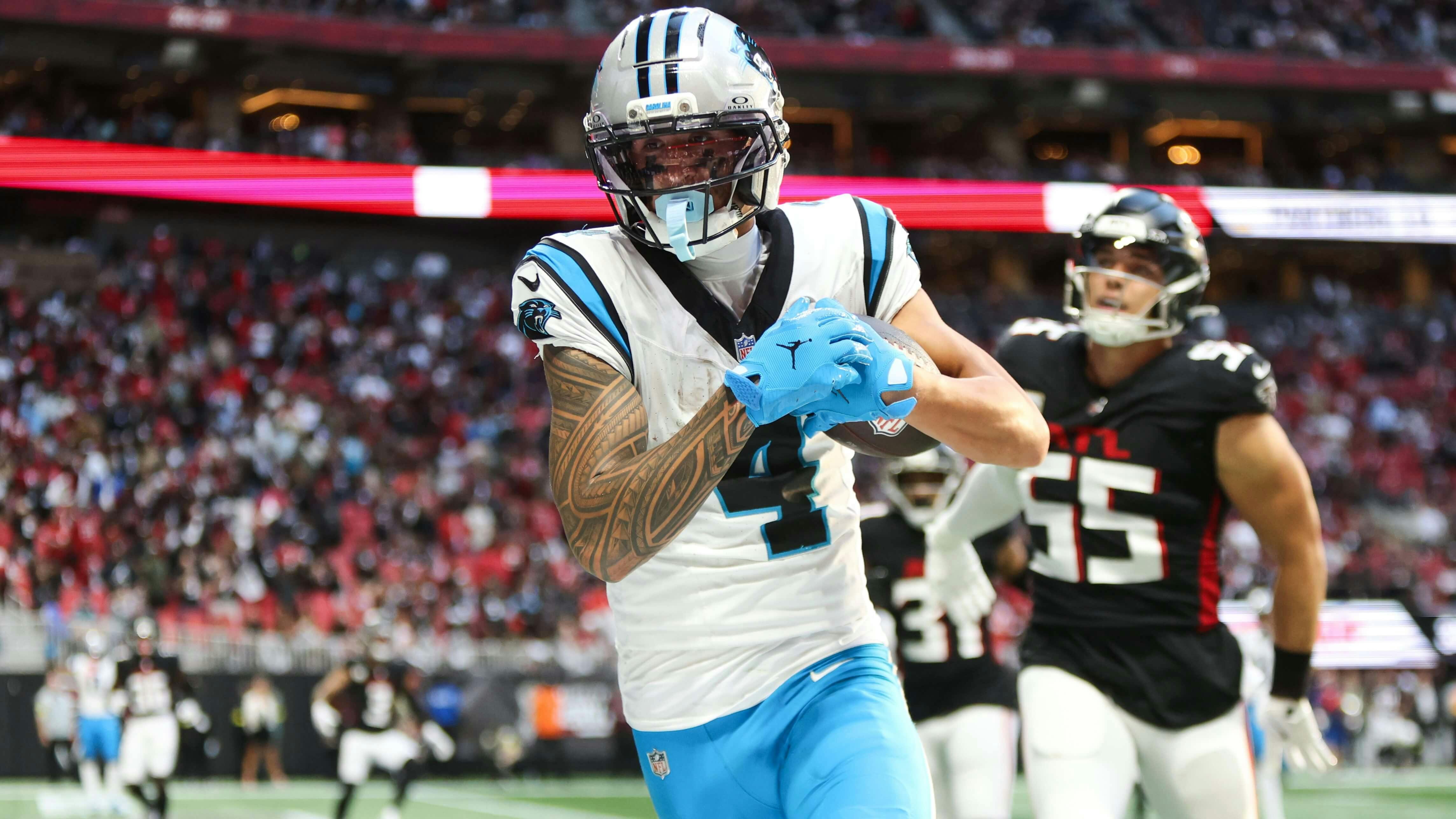 NFL Rookie of the Year Odds: Tetairoa McMillan, Carson Schwesinger Highlight ROY Favorites