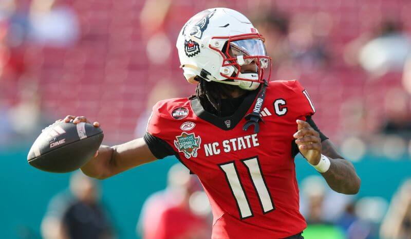 How To Bet - NC State vs Virginia Predictions: Early Picks & Odds for Week 0