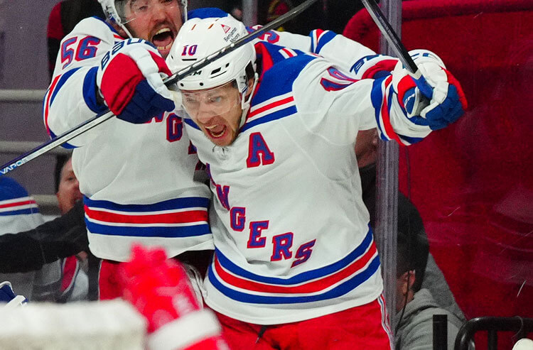 Rangers vs Hurricanes Prediction, Picks, and Odds for Tonight’s NHL Playoff Game