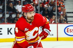 Flames vs Golden Knights Prediction, Picks & Same-Game Parlay for Tonight’s NHL Game