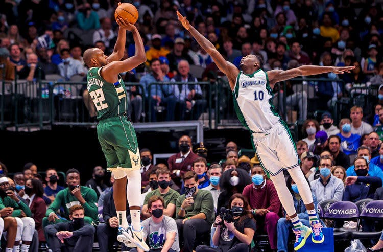 Khris Middleton Milwaukee Bucks NBA