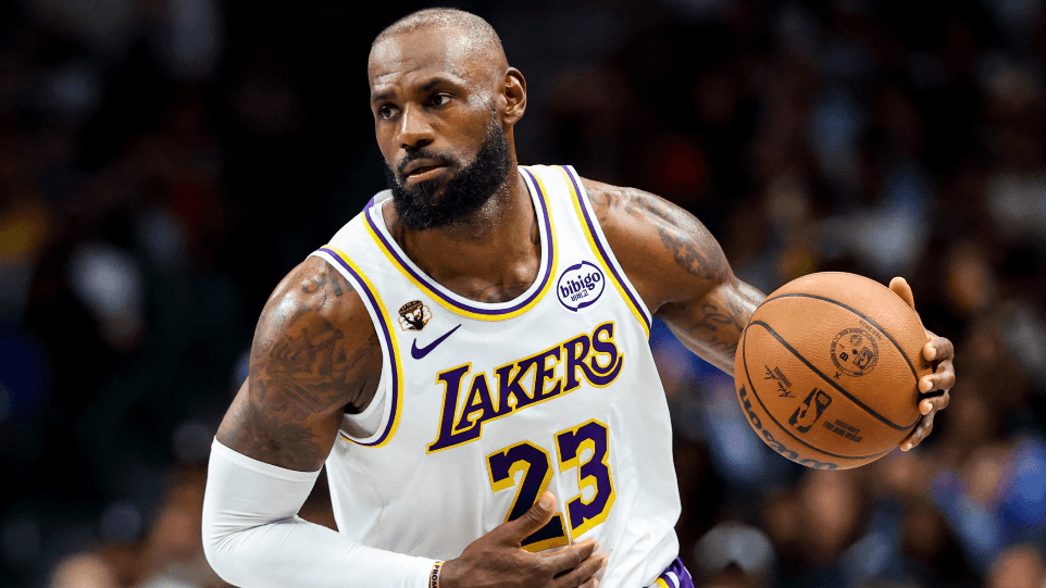 Los Angeles Lakers forward LeBron James NBA