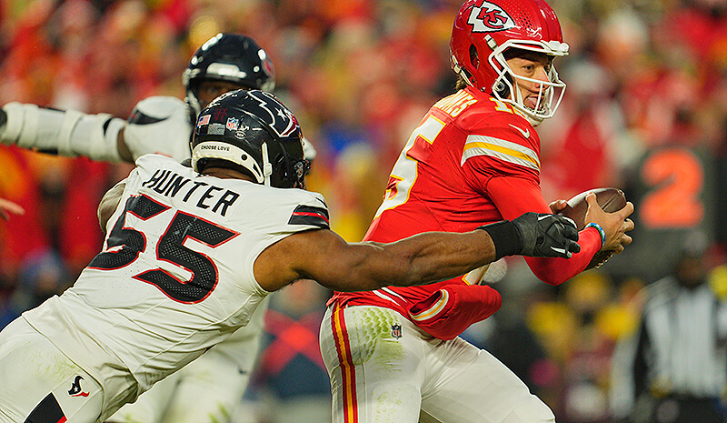 Sunday Night Football Odds: SNF Betting Lines 2025