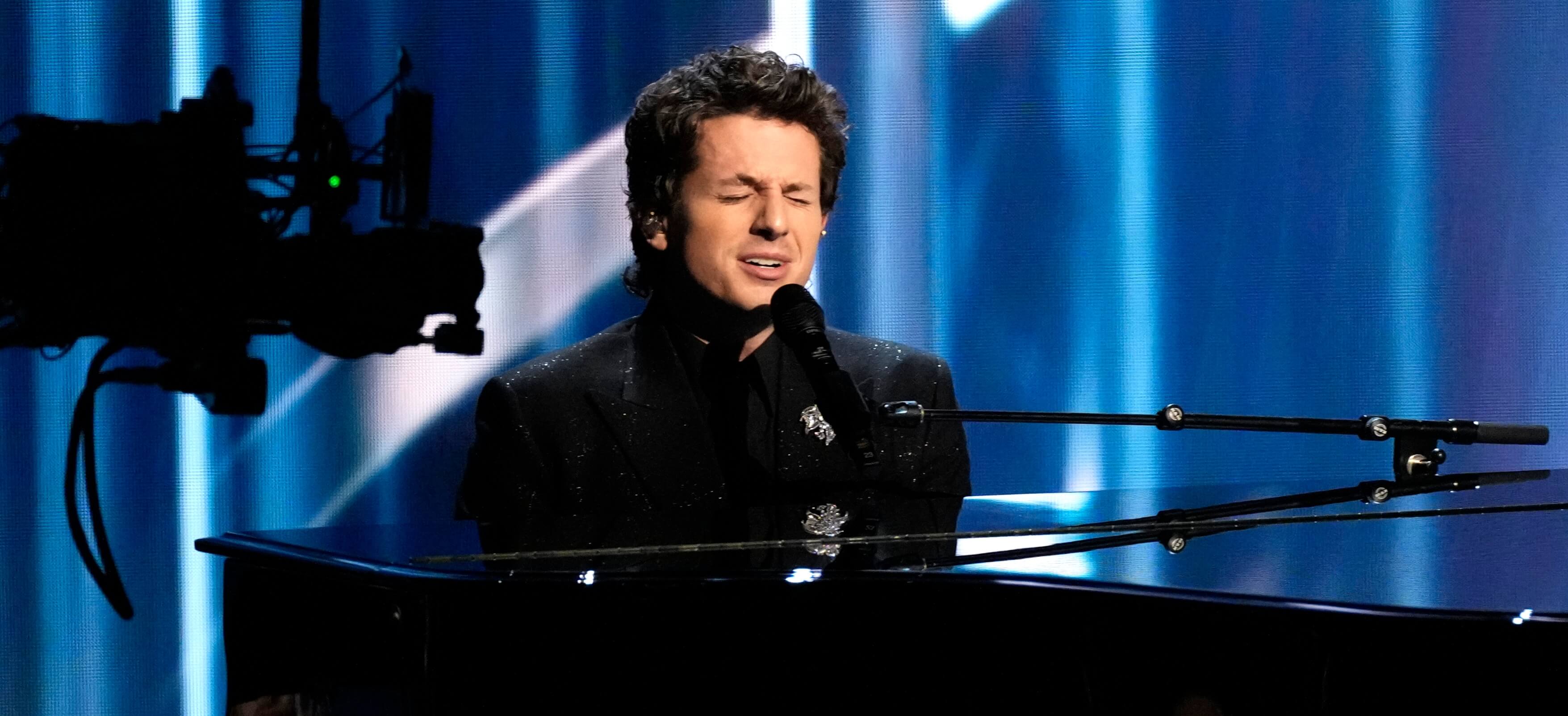 How To Bet - Super Bowl National Anthem Length: Charlie Puth Over/Under Odds