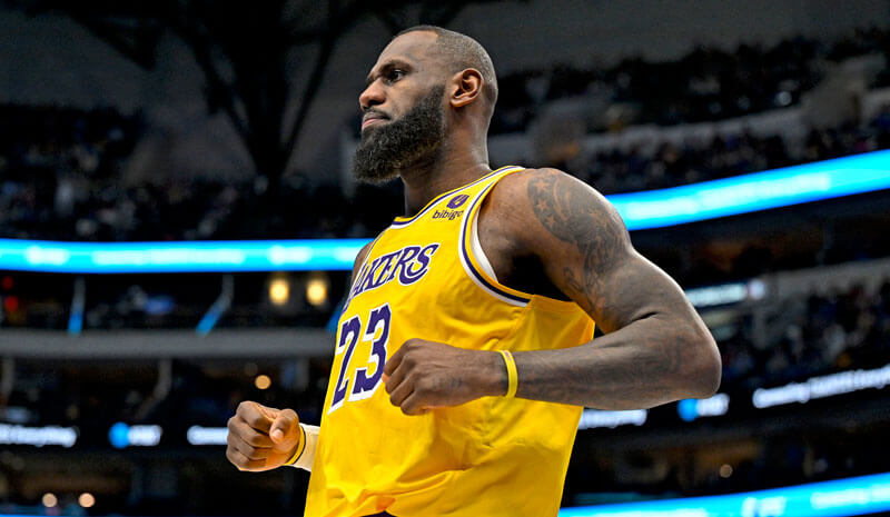 Lakers vs Nuggets Prediction, Picks & Odds for Tonight’s NBA Game