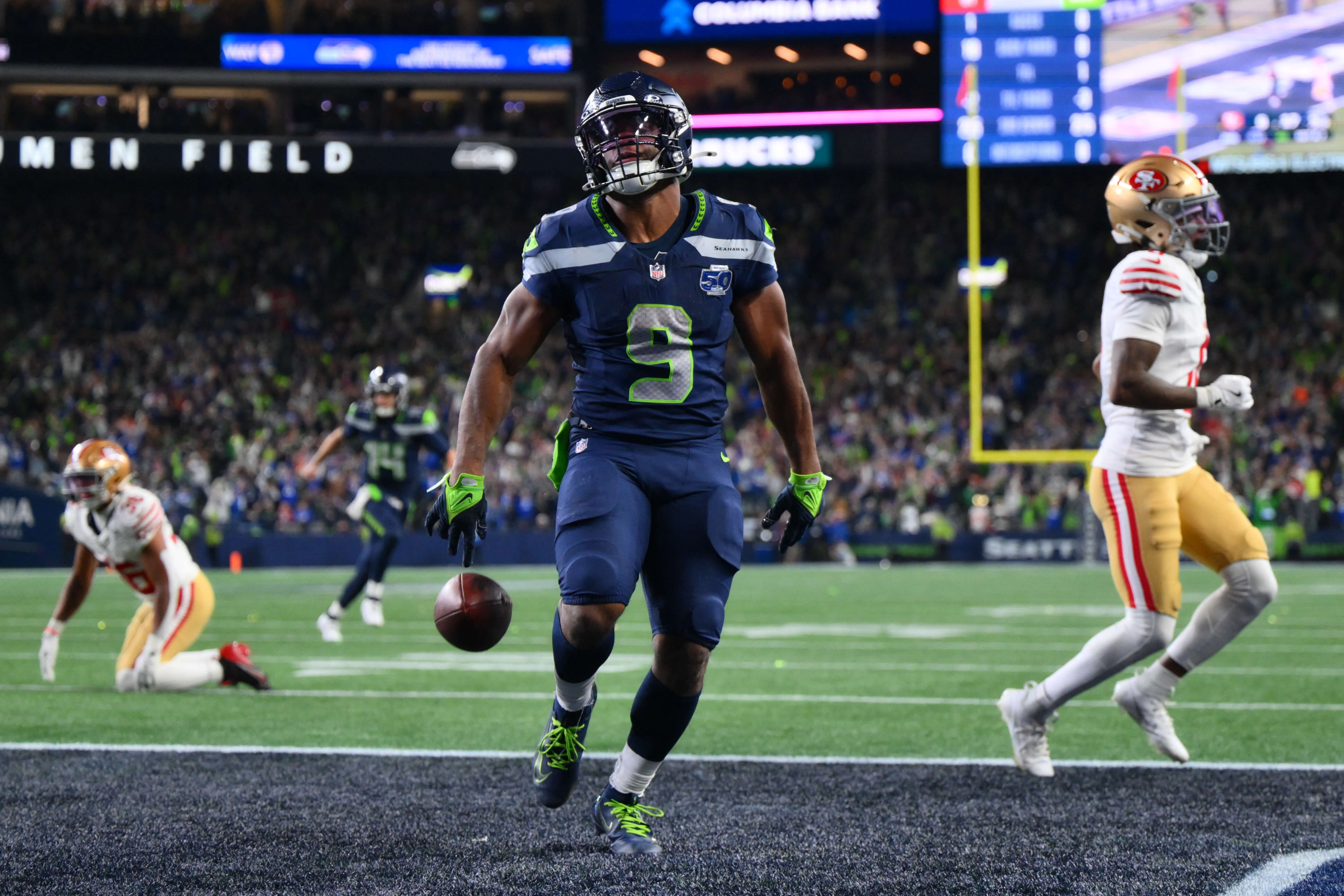 How To Bet - Seahawks, Patriots Favored in NFL Conference Championship Games