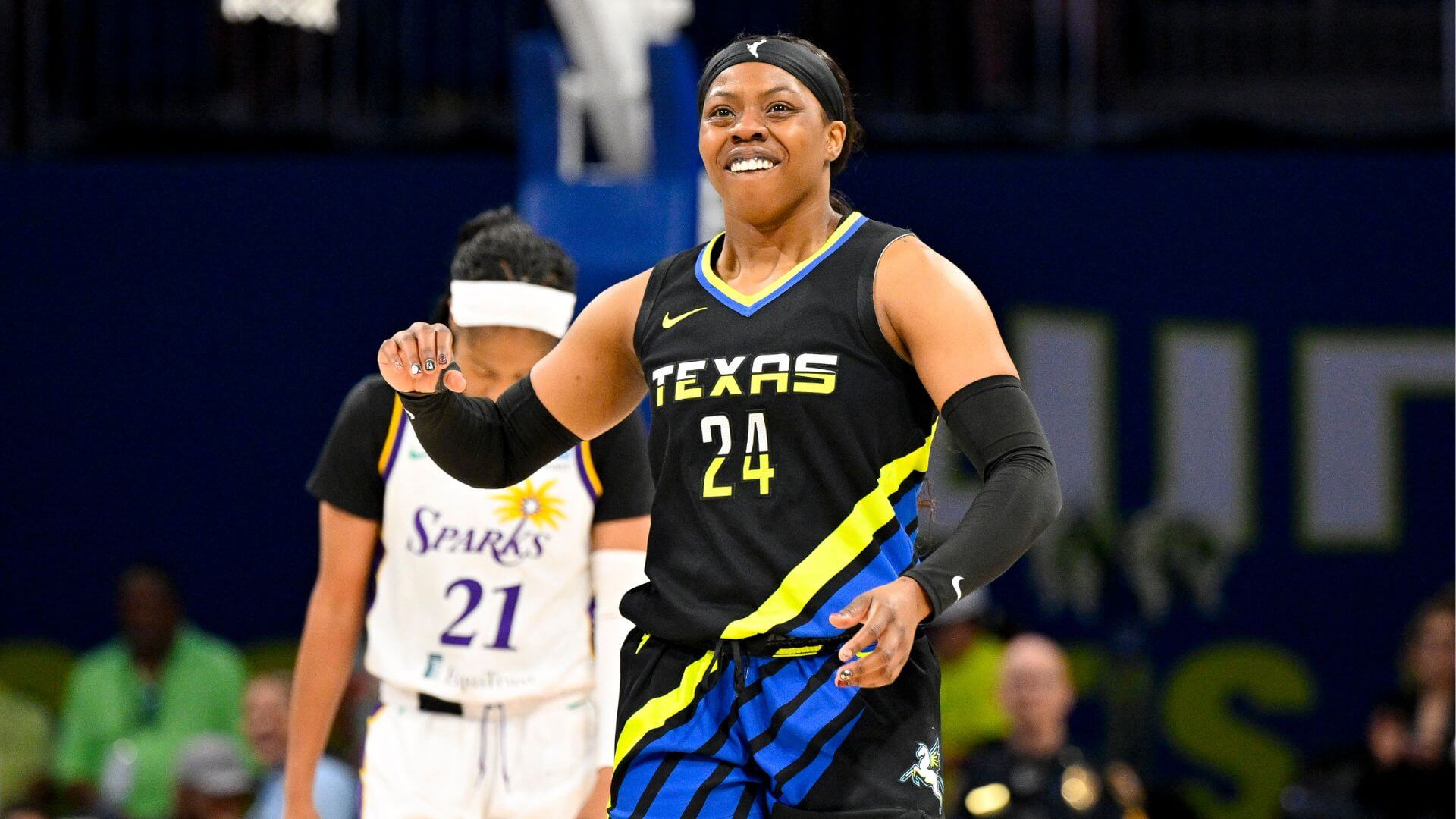 Dallas Wings gear up for first round series against Connecticut Sun - Axios  Dallas