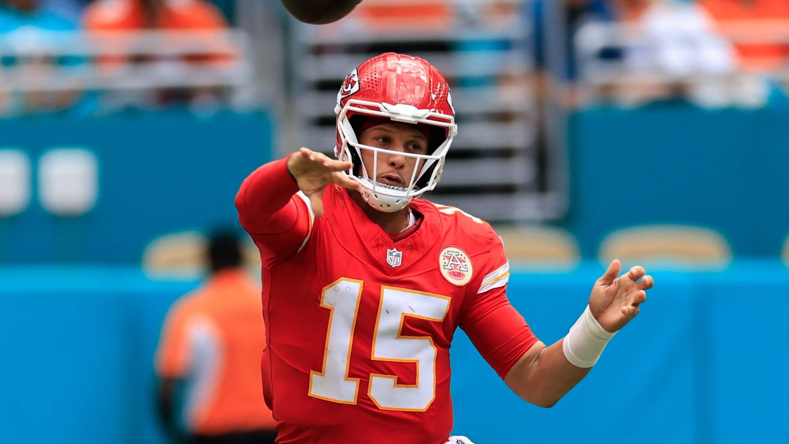Chiefs vs Raiders Prediction, Picks & Odds: NFL Week 4