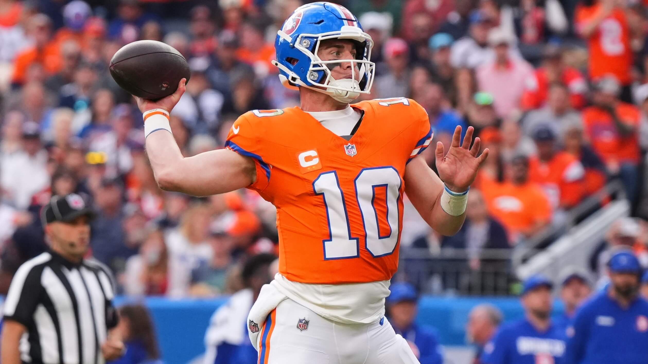 How To Bet - Broncos vs Texans Predictions, Picks & Best Bets for NFL Week 9