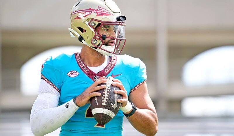 Florida State Seminoles QB DJ Uiagalelei in NCAAF action.