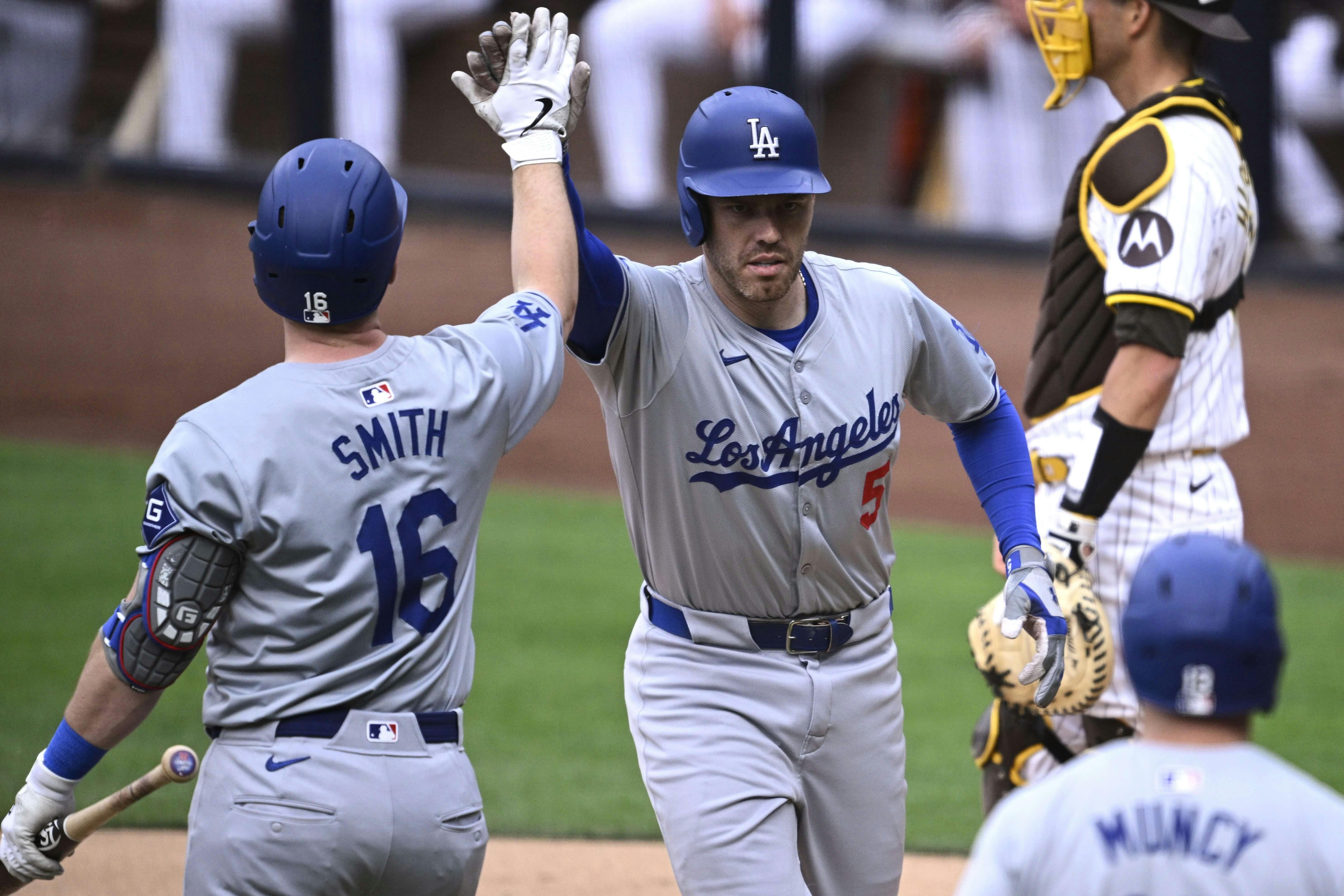 Dodgers vs Brewers Predictions, Picks, Odds — 7-6