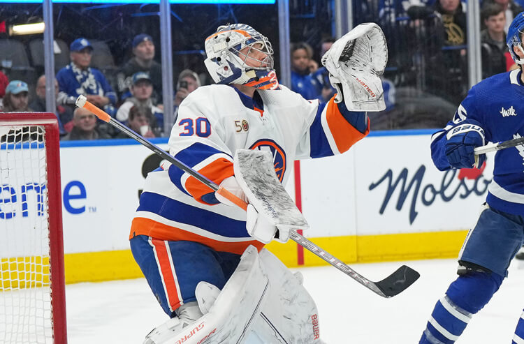 Red Wings vs Islanders Picks, Predictions, and Odds Tonight - NHL