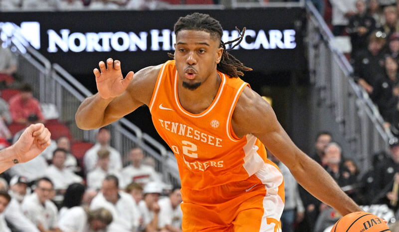 Baylor vs Tennessee Prediction, Picks, and Odds for Tonight’s College Basketball Game